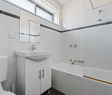 11/45 Woolton Avenue, Thornbury VIC 3071 - Apartment For Rent | Domain - Photo 2