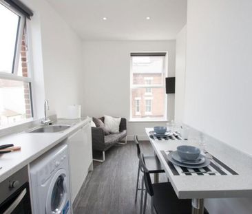 Studio to rent - Photo 3