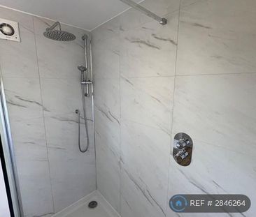 1 bedroom detached house to rent - Photo 3