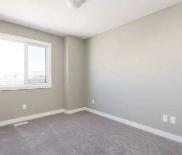 Ravine Park Townhomes — 3 Bedroom-Courtyard - Photo 6