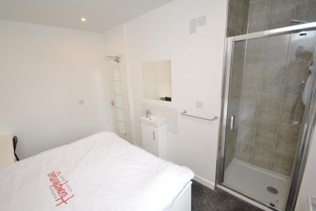 3 bedroom terraced house to rent - Photo 4