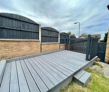 3 bedroom semi-detached house to rent - Photo 4