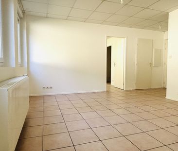 Location Appartement 2 pièces 43m² LONGWY 54400 - Photo 4