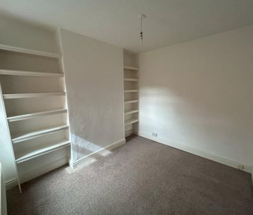 4 bedroom terraced house to rent - Photo 4