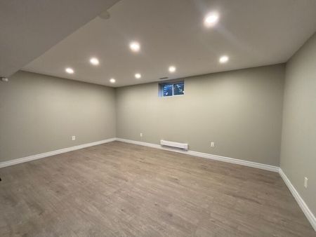 $1,599 / 2 br / 1 ba / 381 grey st unit 2 - Photo 3