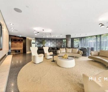 807/74 Queens Road - Photo 2