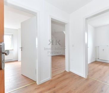 Schöne gemütliche DG-Wohnung in einem ruhigen Haus. - Photo 5