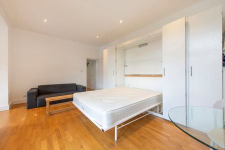 Loftus Road, W12, London - Photo 3