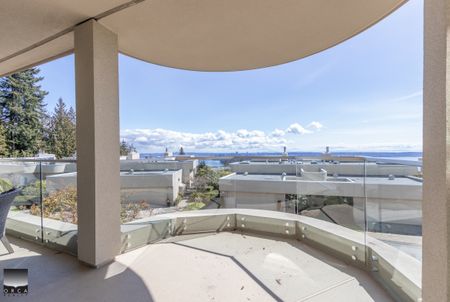 2341 Folkestone Way, West Vancouver - Photo 4