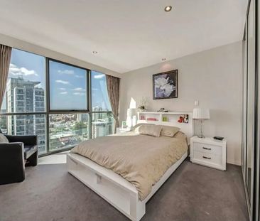 East Perth - Photo 6