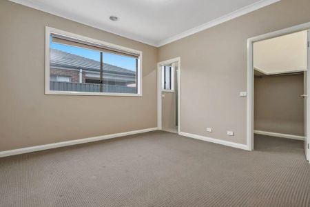 Spacious Four-Bedroom Home in Harkness - Photo 2