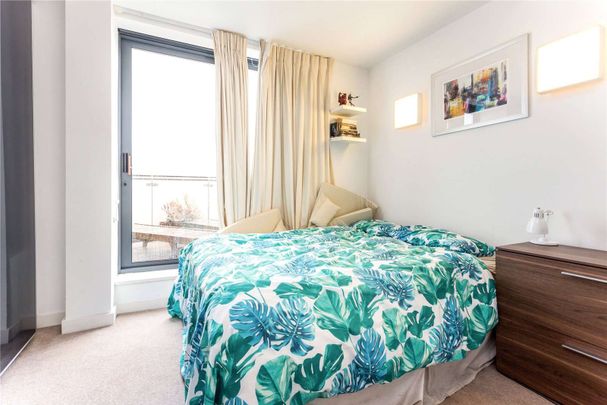 Spacious one bedroom apartment with a large balcony. - Photo 1