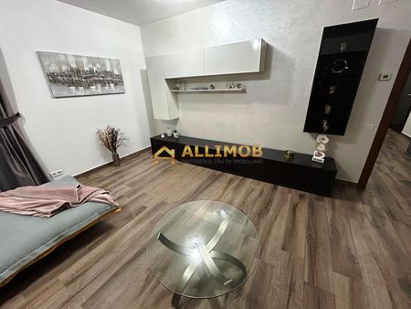 Apartament 2 camere zona centrala - Fotografie 2