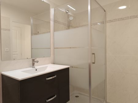 Location Appartement 2 pièces 39m² NARBONNE 11100 - Photo 4