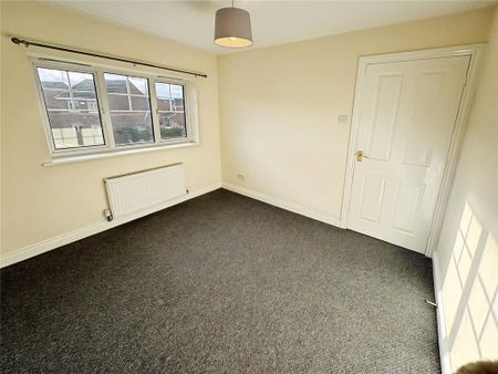 3 bedroom detached house to rent - Photo 4