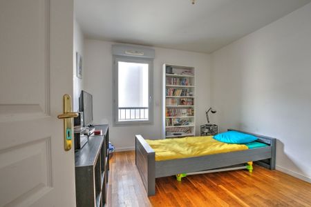 Location Appartement 3 pièces 69m² LYON 9ème - Photo 4