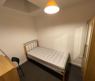 4 Bed Student Accommodation - Photo 1