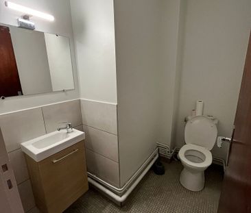 Location Appartement 3 pièces 80m² - Photo 6