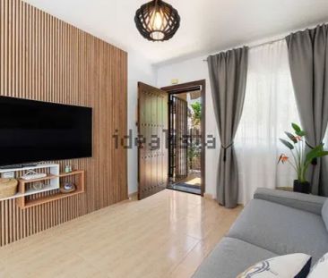 Alquiler de chalet adosado en Carretera de Villamartín, 12 - Photo 1