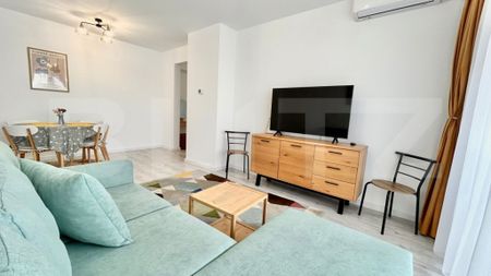 Apartament cu 2 camere, Prima Urbana - Fotografie 3