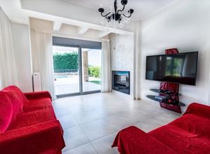 Βίλα για ενοικίαση - Μουδανιά, - Photo 1