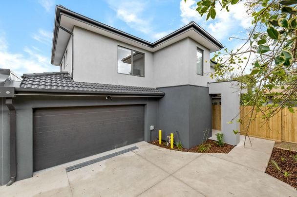 121 Clayton Road, 3166, Oakleigh East Vic - Photo 1