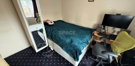 Brybur Close, Reading - Photo 2