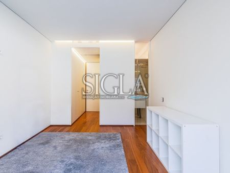 4 room luxury Flat for rent in Litoral, Vila Nova de Gaia, Distrito do Porto - Photo 2
