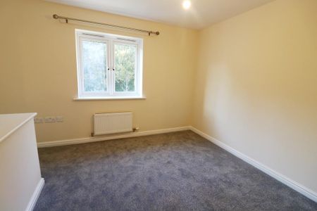 2 bedroom terraced house to rent - Photo 5