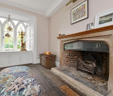 6 bedroom detached house to rent - Photo 2