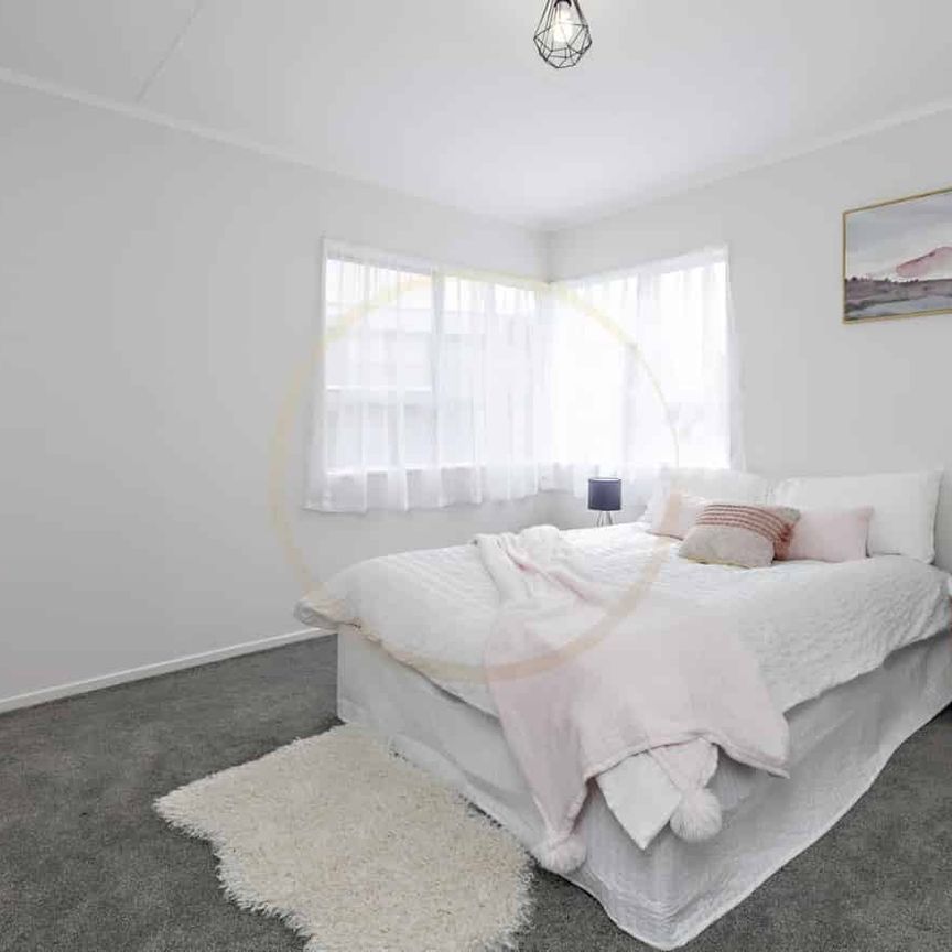 Spacious & Secure 3-Bedroom Home On Gray Avenue Mangere East - Photo 1