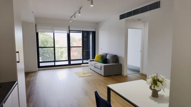 22 Gardeners Rd, Sydney - Photo 1