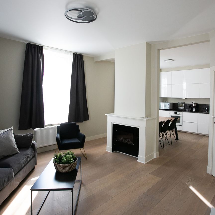 Möblierte Wohnung in Woluwe 2 +1Schlafzimmer - Photo 1