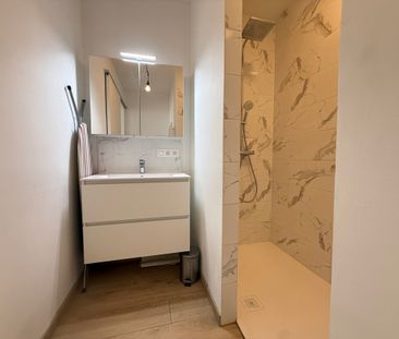 Één-slaapkamerappartement met autostaanplaats in Aalter. - Photo 6