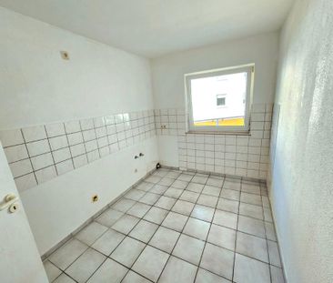 Wohnen in beliebter Lage – Lichtdurchflutete 3-Zimmer-Wohnung mit B... - Photo 3