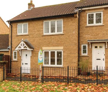 3 bedroom end of terrace house to rent - Photo 2