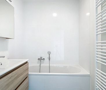 Appartement te huur in Schaarbeek voor € 2.300 met 3 slaapkamers - Foto 5