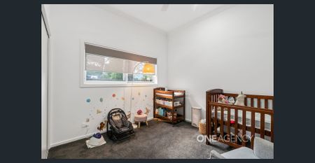 MODERN FAMILY HOME WITH QUALITY FINISHES THROUGHOUT - Photo 5