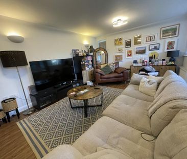 3 bedroom terraced house to rent - Photo 3