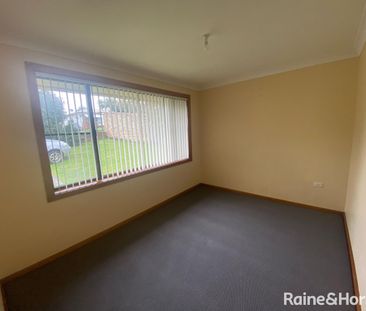 Cozy Two-Bedroom Unit in Farmborough Heights - Photo 1