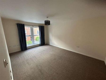 Chain Court, Old Town, SN1 - Photo 3