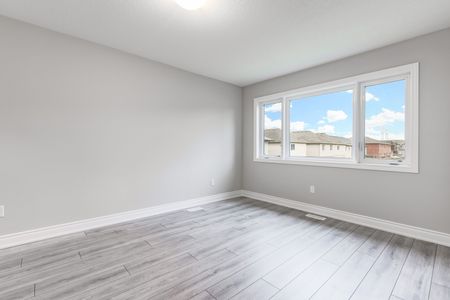 For Lease - 15 Venture Way N/A, Thorold, Ontario - Photo 3