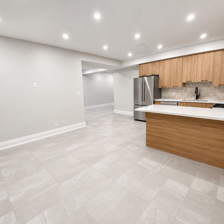 For Lease - 58 Aura Lea Boulevard Unit# Basement, Toronto, Ontario - Photo 1