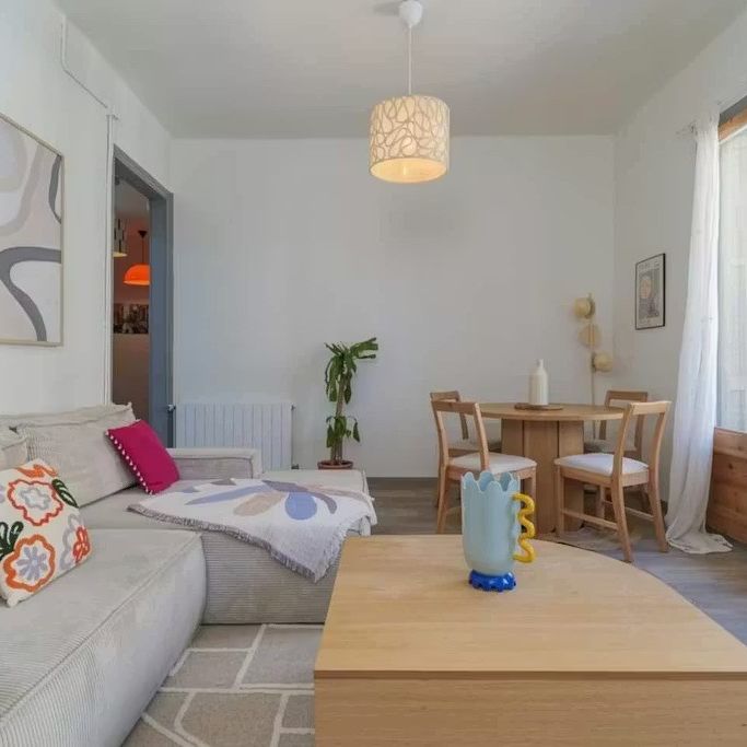 Carrer de la Mare de Déu del Remei, Barcelona, Catalonia 08004 - Photo 1