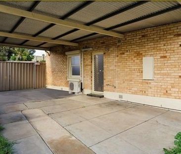 NEAT 3 Bedroom family home - Photo 6