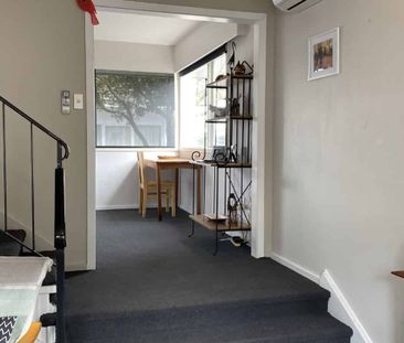 Private Furnished Townhouse - Photo 4