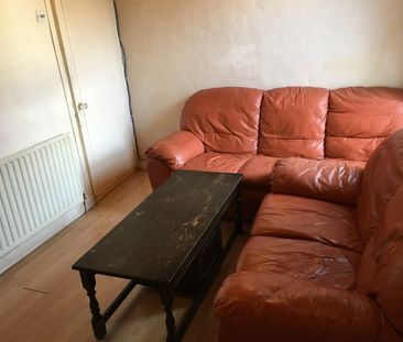 Room in a Shared House, Ramsay Road, E7 - Photo 2