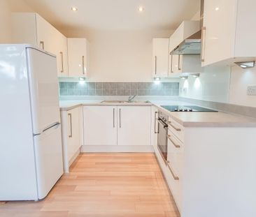 Skyline House, Swingate, Stevenage - Photo 4