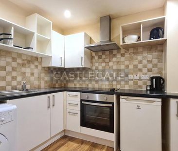 1 bedroom ground floor flat to rent - Photo 4