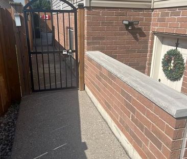 For Lease - 6311 BELLEVUE Street Unit# Lower, Niagara Falls, Ontario - Photo 1